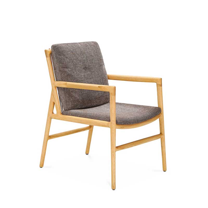 ease_chairs_md_c05_02